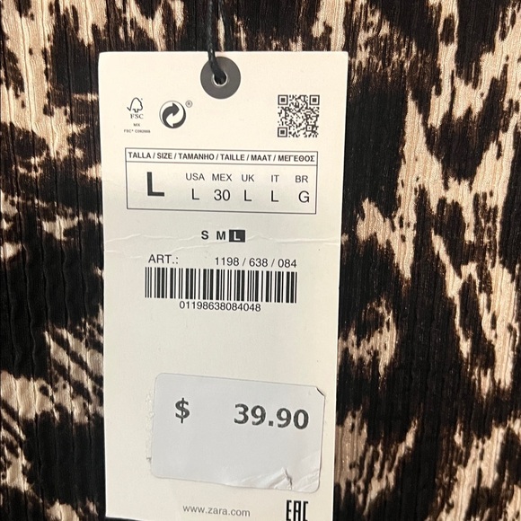 Zara long sleeve animal print dress with pleated stretch accordion fabric Large - Picture 5 of 10